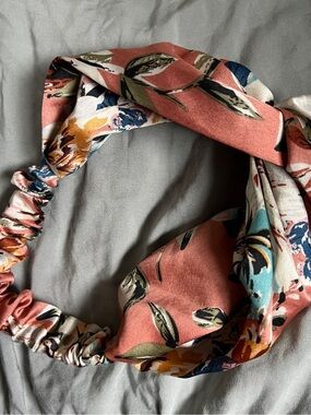 Floral Coral Twist Elastic Headband with Multicolor Print